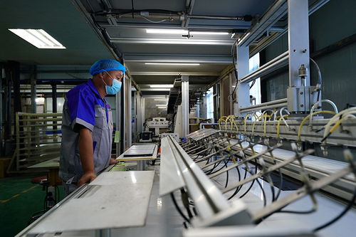 河北宁晋 智能制造赋能，技术服务驱动，光伏产业驶入快车道